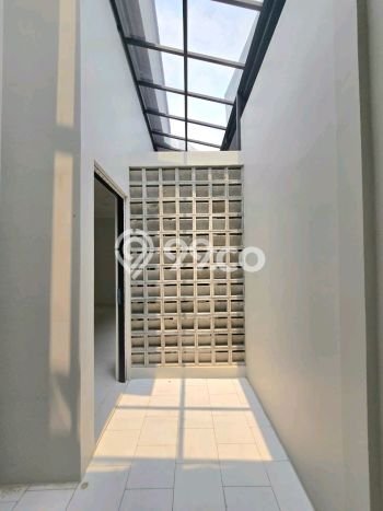 Hunian Elit LB 200m2 Siap Pakai Desain Elegan di Sektor 9-Bintaro, Tangerang Selatan Hunian Elit LB 200m2 Siap Pakai Desain Elegan di Sektor 9-Bintaro, Tangerang Selatan