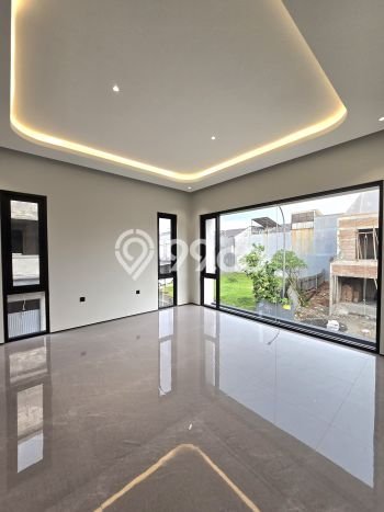 BEST OFFER! Rumah Untuk Investasi area BSD City, Luas 208m² LB 245m² BEST OFFER! Rumah Untuk Investasi area BSD City, Luas 208m² LB 245m²