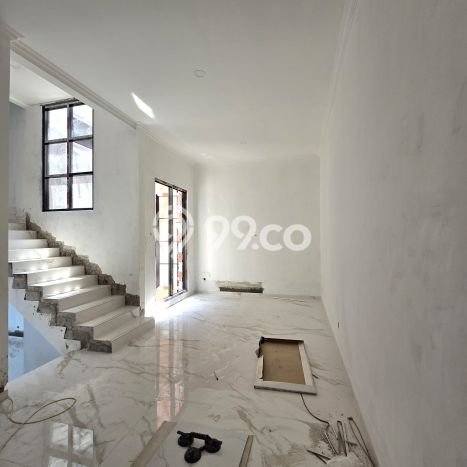 Jual Rumah Mewah Elegan Dengan View Cantik di Sektor 7-Bintaro, Tangerang Selatan Jual Rumah Mewah Elegan Dengan View Cantik di Sektor 7-Bintaro, Tangerang Selatan