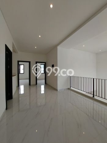 Rumah Bagus di BSD, Tangerang, Luas 240m² Bangunan 306m² HARGA MENARIK! Rumah Bagus di BSD, Tangerang, Luas 240m² Bangunan 306m² HARGA MENARIK!