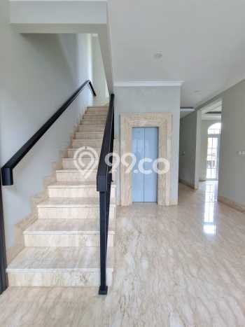 Best Deal Hunian Mewah Ideal dan Luas di Kebayoran Baru, Jakarta Selatan Best Deal Hunian Mewah Ideal dan Luas di Kebayoran Baru, Jakarta Selatan