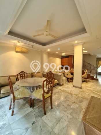 Jual Rumah Luas Megah Dengan View Cantik di Pondok Ranji, Tangerang Selatan Jual Rumah Luas Megah Dengan View Cantik di Pondok Ranji, Tangerang Selatan