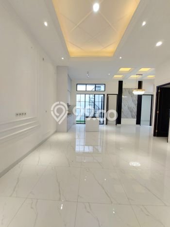 KESEMPATAN TERBAIK! Bisa KPR Rumah Minimalis lokasi BSD, Tangerang, LT 183m² Bangunan 162m² KESEMPATAN TERBAIK! Bisa KPR Rumah Minimalis lokasi BSD, Tangerang, LT 183m² Bangunan 162m²
