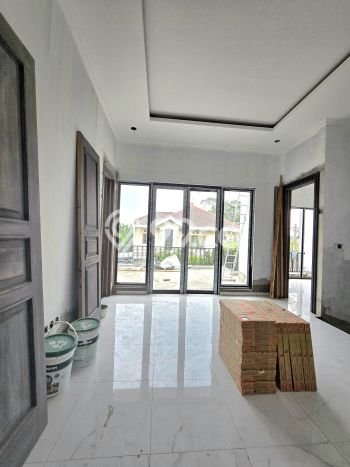 KESEMPATAN TERBAIK! Rumah Nyaman area Sektor 1 - Bintaro, Luas 140m² LB 248m² KESEMPATAN TERBAIK! Rumah Nyaman area Sektor 1 - Bintaro, Luas 140m² LB 248m²