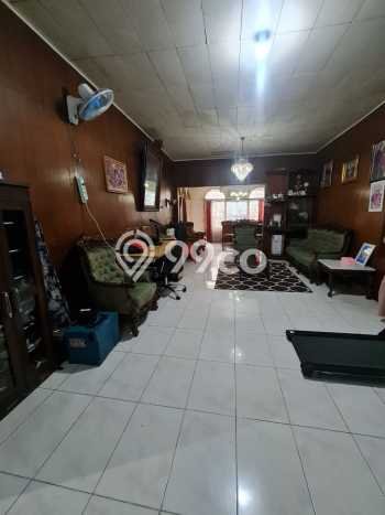 Jual Rumah Luas Megah Dengan View Eksklusif di Pejaten, Jakarta Selatan Jual Rumah Luas Megah Dengan View Eksklusif di Pejaten, Jakarta Selatan