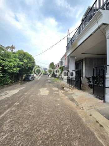 KESEMPATAN TERBAIK! Rumah Nyaman area Sektor 1 - Bintaro, Luas 140m² LB 248m² KESEMPATAN TERBAIK! Rumah Nyaman area Sektor 1 - Bintaro, Luas 140m² LB 248m²