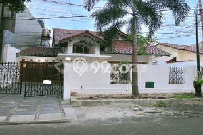 Dijual Rumah Premium dengan Fasilitas Sekitar Lengkap di Kebayoran Baru, Jakarta Selatan Dijual Rumah Premium dengan Fasilitas Sekitar Lengkap di Kebayoran Baru, Jakarta Selatan