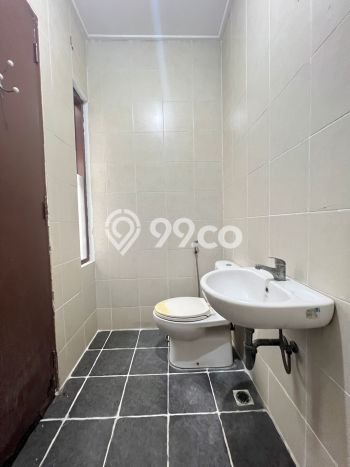 Rumah Elit LB 250m2 Siap Pakai Desain Elegan di Sektor 9-Bintaro, Tangerang Selatan Rumah Elit LB 250m2 Siap Pakai Desain Elegan di Sektor 9-Bintaro, Tangerang Selatan