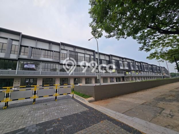Ruko Area Strategis di BSD City, Luas 154m2m², Disewakan, Kawasan Niaga Ruko Area Strategis di BSD City, Luas 154m2m², Disewakan, Kawasan Niaga