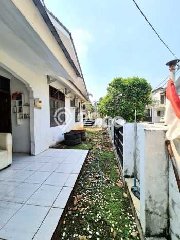 Dijual Hunian Rumah Terawat 3 Kamar di Sektor 5 - Bintaro, Tangerang Selatan Dijual Hunian Rumah Terawat 3 Kamar di Sektor 5 - Bintaro, Tangerang Selatan