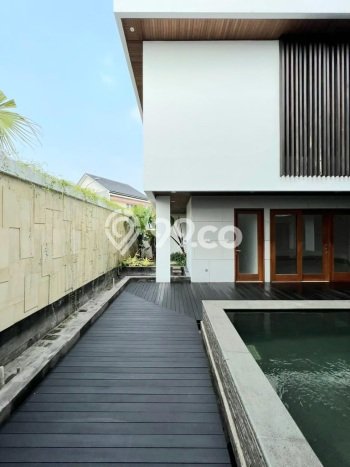 Rumah Elit Modern Siap Huni di Pondok Indah Jakarta Selatan Rumah Elit Modern Siap Huni di Pondok Indah Jakarta Selatan
