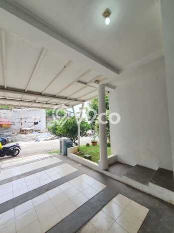 Sewa Rumah Murah di Sektor 9-Bintaro Tangerang Selatan dengan 4 KT Sewa Rumah Murah di Sektor 9-Bintaro Tangerang Selatan dengan 4 KT