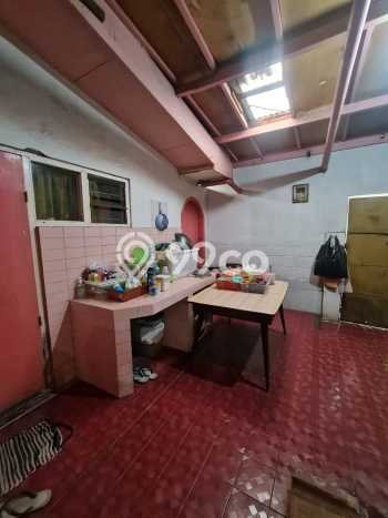 Jual Rumah Luas Megah Dengan View Eksklusif di Pejaten, Jakarta Selatan Jual Rumah Luas Megah Dengan View Eksklusif di Pejaten, Jakarta Selatan