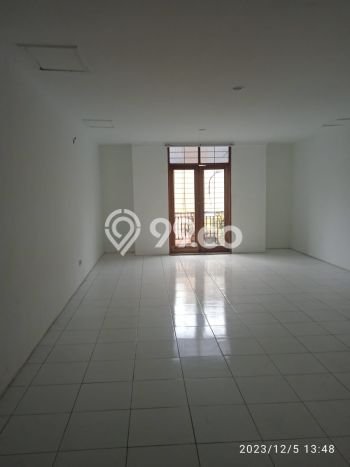 Ruko Strategis Kawasan Sektor 3 - Bintaro, Luas 210m², Area Komersial, Lokasi Ramai Ruko Strategis Kawasan Sektor 3 - Bintaro, Luas 210m², Area Komersial, Lokasi Ramai