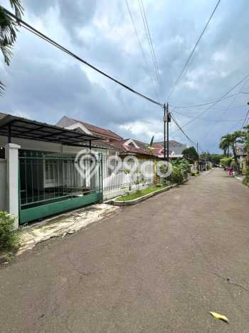 Jual Cepat Rumah 3 KT 1 KM di Kawasan Komersial , Jakarta Selatan Jual Cepat Rumah 3 KT 1 KM di Kawasan Komersial , Jakarta Selatan