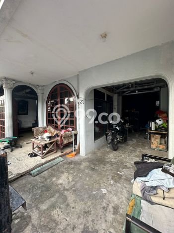 For Sale Rumah 4 Kamar Lokasi Strategis Bagus dan Strategis di Pesanggrahan For Sale Rumah 4 Kamar Lokasi Strategis Bagus dan Strategis di Pesanggrahan