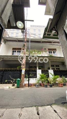 Unit Kost Dijual di Kawasan Tanah Abang Jakarta Pusat dengan 6 KT Unit Kost Dijual di Kawasan Tanah Abang Jakarta Pusat dengan 6 KT