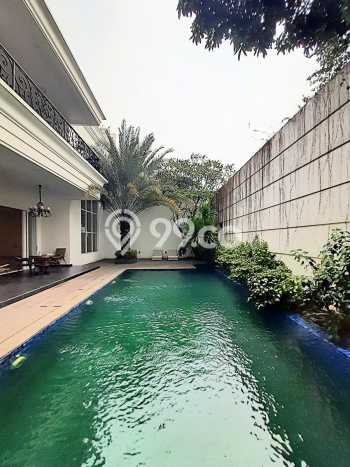 Jual Rumah Mewah Elegan Dengan View Eksklusif di Pondok Indah, Jakarta Selatan Jual Rumah Mewah Elegan Dengan View Eksklusif di Pondok Indah, Jakarta Selatan