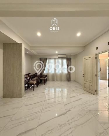 Hunian Elit LB 244m2 Siap Pakai Desain Elegan di Kuningan, Jakarta Selatan Hunian Elit LB 244m2 Siap Pakai Desain Elegan di Kuningan, Jakarta Selatan