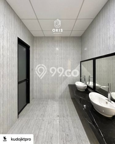 Kantor Dijual di Jakarta Selatan LT 875m2 & LB 2750m2 Lokasi Terbaik! Kantor Dijual di Jakarta Selatan LT 875m2 & LB 2750m2 Lokasi Terbaik!
