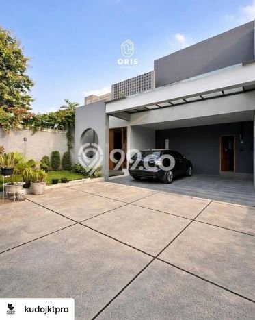 Hunian Eksklusif Siap Huni LT 370m2 di Cilandak, Jakarta Selatan Hunian Eksklusif Siap Huni LT 370m2 di Cilandak, Jakarta Selatan