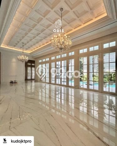 For Sale! Luxury House LT 540m2 Desain Elegan di Mega Kuningan For Sale! Luxury House LT 540m2 Desain Elegan di Mega Kuningan