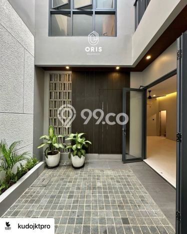 Ready to Use! Premium House LT 120m2 Desain Modern di Pondok Indah Ready to Use! Premium House LT 120m2 Desain Modern di Pondok Indah