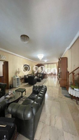 Dijual Rumah Luas Megah Dengan View Eksklusif di Pondok Indah, Jakarta Selatan Dijual Rumah Luas Megah Dengan View Eksklusif di Pondok Indah, Jakarta Selatan