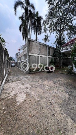 Rumah Luxury Modern Tanpa Renovasi di Pejaten Jakarta Selatan Rumah Luxury Modern Tanpa Renovasi di Pejaten Jakarta Selatan