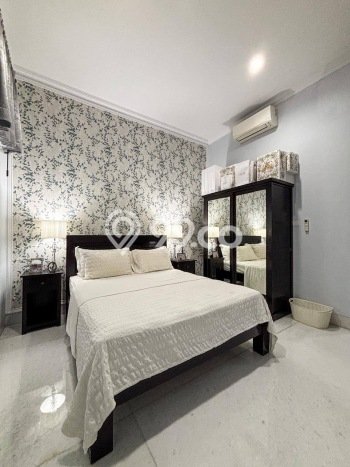 Ready to Use! Premium House LT 800m2 Desain Elegan di Kemang Ready to Use! Premium House LT 800m2 Desain Elegan di Kemang