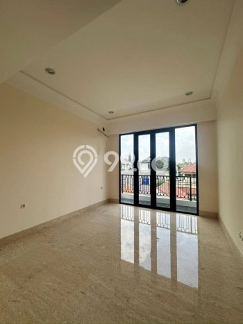 Jual Rumah Luas Megah Dengan View Eksklusif di Cipete, Jakarta Selatan Jual Rumah Luas Megah Dengan View Eksklusif di Cipete, Jakarta Selatan