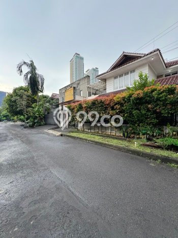Dijual Rumah Premium dengan Fasilitas Sekitar Lengkap di Kebayoran Baru, Jakarta Selatan Dijual Rumah Premium dengan Fasilitas Sekitar Lengkap di Kebayoran Baru, Jakarta Selatan