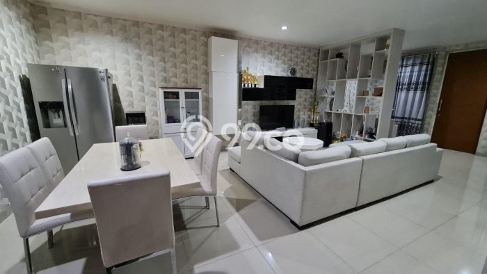 Rumah Luas Asri 3 KT Siap Pakai di Pondok Cabe Tangerang Rumah Luas Asri 3 KT Siap Pakai di Pondok Cabe Tangerang