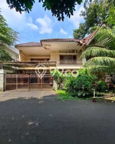 Hunian Mewah LB 550m2 Siap Huni Desain Elegan di Senopati, Jakarta Selatan Hunian Mewah LB 550m2 Siap Huni Desain Elegan di Senopati, Jakarta Selatan