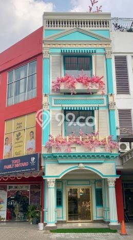 Ruko Dijual di Tangerang Selatan LT 81m2 & LB 243m2 Lokasi Terbaik! Ruko Dijual di Tangerang Selatan LT 81m2 & LB 243m2 Lokasi Terbaik!