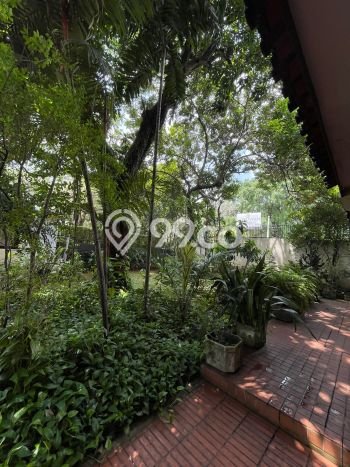 Rumah Mewah LB 442m2 Siap Huni Desain Elegan di Pondok Indah, Jakarta Selatan Rumah Mewah LB 442m2 Siap Huni Desain Elegan di Pondok Indah, Jakarta Selatan