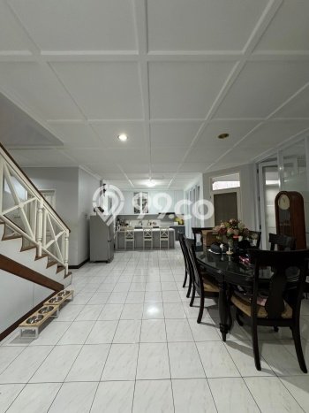 Dijual Rumah Premium dengan Fasilitas Sekitar Lengkap di Kebayoran Baru, Jakarta Selatan Dijual Rumah Premium dengan Fasilitas Sekitar Lengkap di Kebayoran Baru, Jakarta Selatan