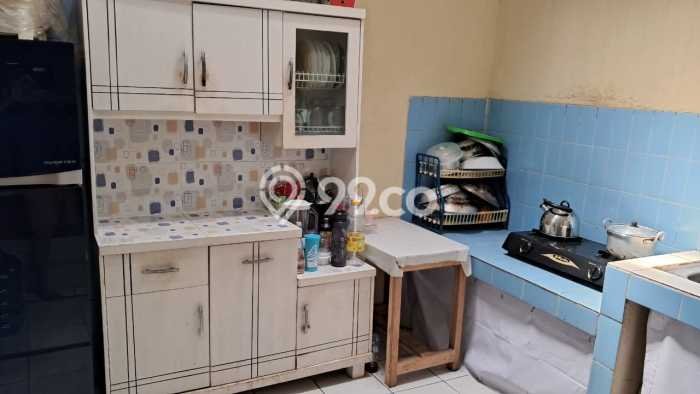 For Sale Rumah 3 Kamar Lokasi Ideal Bagus dan Strategis di Limo For Sale Rumah 3 Kamar Lokasi Ideal Bagus dan Strategis di Limo