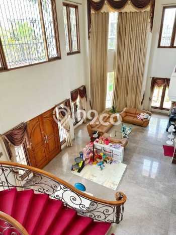 Rumah Elit LB 500m2 Siap Pakai Desain Elegan di Surabaya Kota, Surabaya Rumah Elit LB 500m2 Siap Pakai Desain Elegan di Surabaya Kota, Surabaya