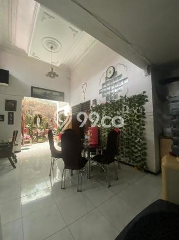 SPECIAL OFFER! Rumah Nyaman di Kutisari, LT 240m² Bangunan 250m² SPECIAL OFFER! Rumah Nyaman di Kutisari, LT 240m² Bangunan 250m²