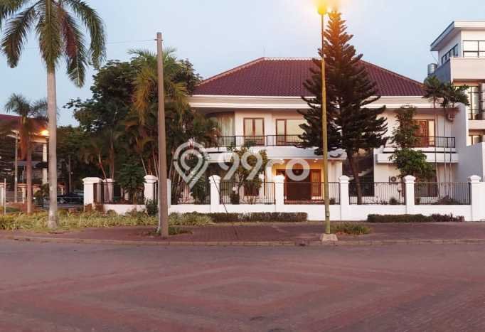 Rumah Elit LB 500m2 Siap Pakai Desain Elegan di Surabaya Kota, Surabaya Rumah Elit LB 500m2 Siap Pakai Desain Elegan di Surabaya Kota, Surabaya