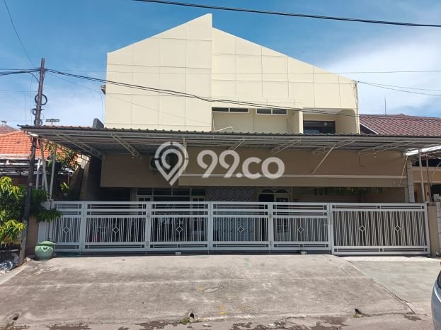 Dijual Rumah Premium dengan Fasilitas Sekitar Komplit di Sukolilo, Surabaya Dijual Rumah Premium dengan Fasilitas Sekitar Komplit di Sukolilo, Surabaya