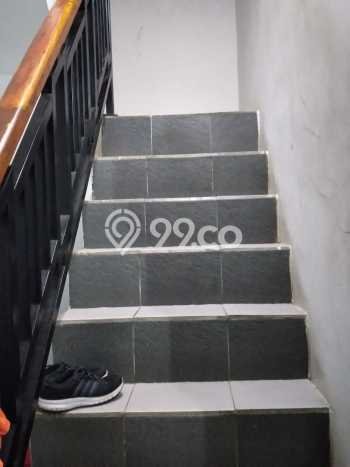 Jual Rumah Bagus Siap Huni LB 180m2 di Gedangan, Sidoarjo Jual Rumah Bagus Siap Huni LB 180m2 di Gedangan, Sidoarjo