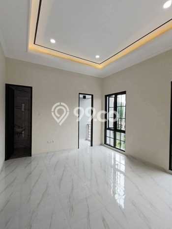 Rumah Strategis Modern Lb 160m2 di Rungkut, Surabaya Rumah Strategis Modern Lb 160m2 di Rungkut, Surabaya