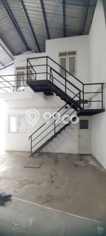 Unit Gudang Dijual di Surabaya LT 200m2 & LB 300m2 Unit Gudang Dijual di Surabaya LT 200m2 & LB 300m2