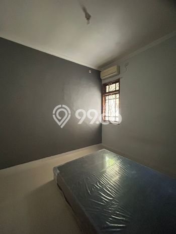 Dijual Rumah Premium dengan Fasilitas Sekitar Komplit di Rungkut, Surabaya Dijual Rumah Premium dengan Fasilitas Sekitar Komplit di Rungkut, Surabaya