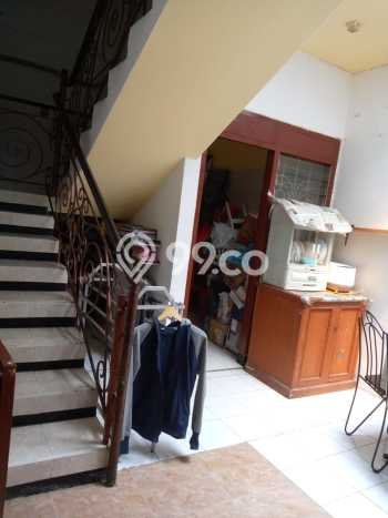 Hunian Cantik Modern Lb 210m2 di Mulyorejo, Surabaya Hunian Cantik Modern Lb 210m2 di Mulyorejo, Surabaya