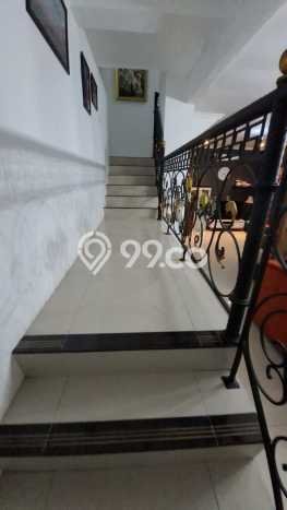 For Sale Rumah Mewah Exclusive di Kebonsari, Surabaya For Sale Rumah Mewah Exclusive di Kebonsari, Surabaya