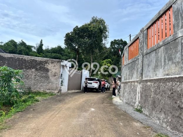 Jarang Ada! Tanah di Cisarua Punya Luas 500m2 SHM Jarang Ada! Tanah di Cisarua Punya Luas 500m2 SHM