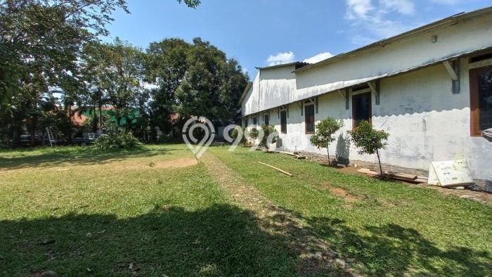 For Sale! Premium House LT 890m2 Desain Elegan di Tajur For Sale! Premium House LT 890m2 Desain Elegan di Tajur